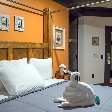 City Hall Grand Hotel Williamsport Chambre photo